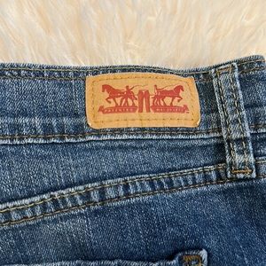 GREAT NAME BRAND SHORTS FOR THE SUMMER ALL MEDIUM SIZE!!!